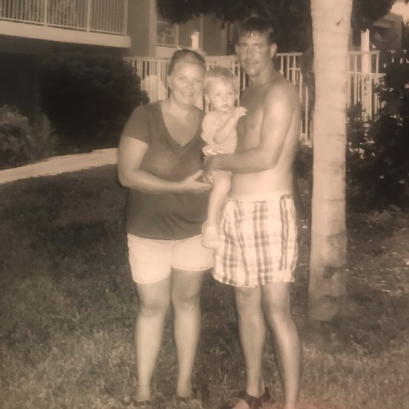 Meet your Posher, Mitzi - Picture 15 of 16